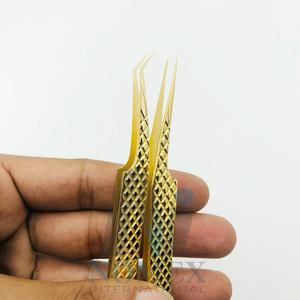 Juego de pinzas de extensión de pestañas chapadas en oro Diamond Grip Accesorios de pestañas de acero inoxidable sostenibles a precios mayoristas - Product Image 4