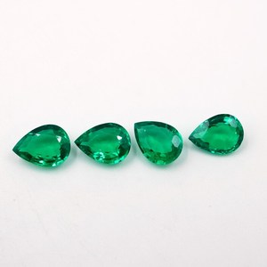 Piedra Preciosa de Esmeralda Cultivada en Laboratorio, Corte Pera Verde Facetado, 3.70ct (4 Piezas) HAYAAT GEMS 8x6mm para Joyería - Product Image 1