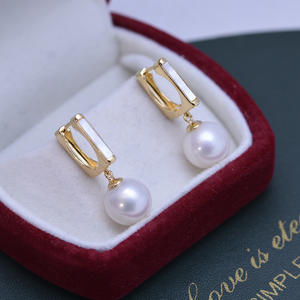 Boucles d'oreilles en perles rondes blanches d'eau douce de 10-11 mm pour femmes, boucles d'oreilles pendantes en argent S925 avec une forte luminosité, faibles défauts, design en forme de pétale - Product Image 1