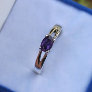 Bague en améthyste en argent sterling 925, bague artisanale pour femme, bijou violet élégant, cadeau - Product Image 1