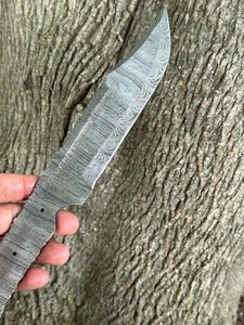 Cuchillo de caza largo de acero de Damasco hecho a mano con hoja en bruto y funda de cuero, punta caída de 8 pulgadas, venta al por mayor A&M ENTERPRISES - Product Image 2