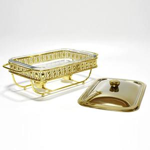 Plats de service modernes en verre et métal de haute qualité, compatibles induction, écologiques, parfaits pour les hôtels proposant des petits-déjeuners - Product Image 1