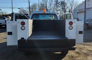 High Performance Diesel Semi Truck Tractor Head 6x4 Sleeper Cab for Logistics and Cargo Transport for National Transport - Product Image 2