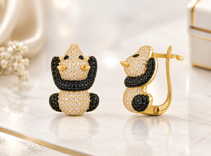 Pendientes Panda Huggie para mujer, Color dorado, circonia cúbica, cristal blanco y negro, joyería de animales bonitos, regalo, ropa de fiesta - Product Image 2