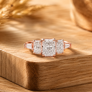 Bague de fiançailles en or massif 10K 14K 18K avec diamant de laboratoire radiant certifié IGI, couleur DEF, clarté VS VVS, cinq pierres, bague de promesse - Product Image 3