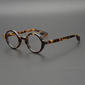 แว่นสายตาทรงกลมสีน้ำตาลดำสุดหรู - Product Image 3