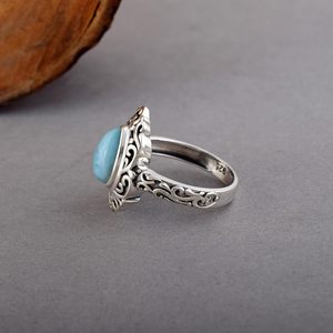 Bague fine en argent sterling 925 massif, design filigrané, avec pierre précieuse Larimar naturelle de forme poire, oxydée, style antique, pour l'amour ou comme bijou. - Product Image 2