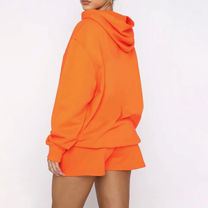 Conjunto deportivo informal de pantalón corto y sudadera de corte holgado para mujer, material transpirable, perfecto para entrenamientos de verano, correr y el día a día. - Product Image 3