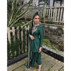 Conjunto de ropa de fiesta para mujer de diseñador Dhoti Fancy Dupatta - Product Image 1