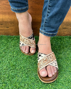 Casual <b>Slip</b> on Cowhide Tooling Carving Slipper Stylish Leather Slipper for Women Real Handmade Western Women Sandals - Product Image 3