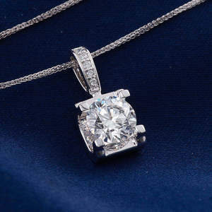 Pendentif Hip Hop de Luxe en Diamant de Laboratoire, Plaqué Or et Rhodium, Coupe Brillante, Bijou Fantaisie Léger pour Femme, Idéal Cadeau - Product Image 6