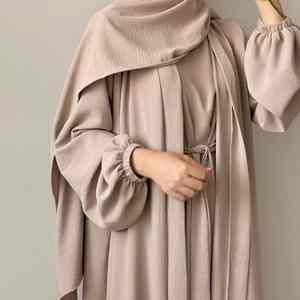 Abaya Gris Elegante y Moderna para Mujeres Musulmanas, Estilo Dubái, Frente Abierto, Vestido Islámico Modesto, Ligero y Transpirable - Product Image 2