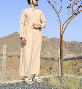 <b>Thobe</b> OEM Factory Custom Islamic Clothing with Modern Tailoring Polyester Anti-static for Global Brands & Export - Product Image 6