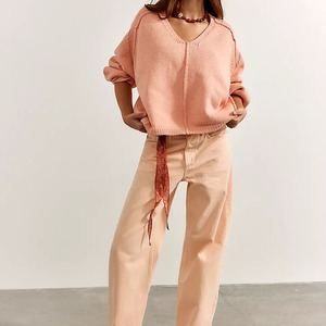 Heavyweight Custom <b>Women's</b> Pink V Neck Batwing Sleeve <b>Cropped</b> Knit Pullover V-Neck Casual Sweater 100% Acrylic Autumn <b>For</b> <b>Women</b> - Product Image 4
