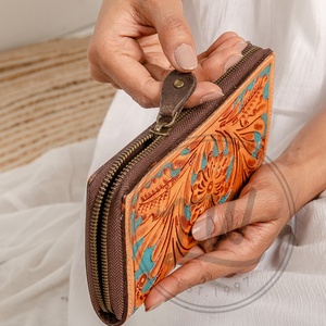 Bolso de mano de cuero genuino para mujer de alta calidad y billetera Diseño largo de moda con patrón de paisaje Monedero para mujer - Product Image 3