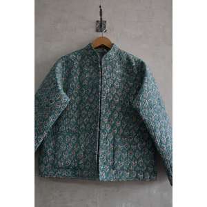 เสื้อแจ็คเก็ตผ้าฝ้ายลายดอกไม้แบบกลับด้านได้ |   เสื้อคลุมผ้าควิลท์น้ำหนักเบาทำมือสำหรับผู้หญิง |   การแต่งตัวแบบเลเยอร์แบบสบายๆ - Product Image 2