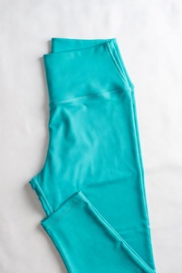 Leggings de yoga pour femmes de haute qualité à faible MOQ, taille élastique, en Spandex/Nylon, respirants, sans coutures, longueur intégrale, pour le fitness - Product Image 5