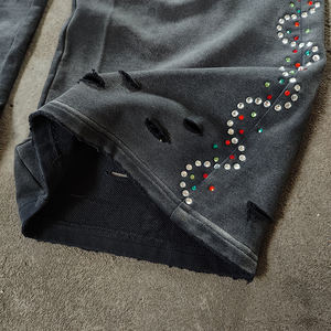 Pantalon de survêtement streetwear personnalisé en molleton bouclette, effet délavé soleil, coupe ample, délavé à l'acide, vintage, avec strass, pour homme - Product Image 4