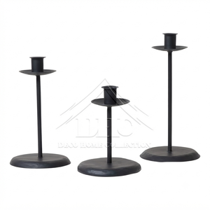 Porte-bougie en spirale en fer forgé fait main, style vintage, en métal noir, support de bougie unique, décoration de la maison, support de table pour mariage - Product Image 6