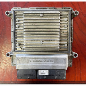 Unité de commande ECU du moteur compatible avec l'unité de commande du moteur ECU 39104-25700 5WY4800B. Pièces automobiles coréennes d'origine usagées. - Product Image 3