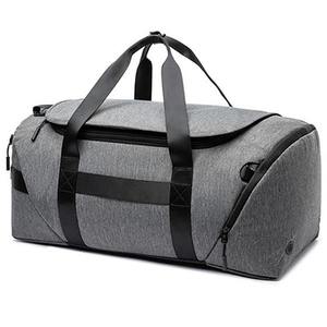 Sacs de sport multi-poches pour hommes et femmes avec poignée supérieure, sacs de sport imperméables pour activités de plein air, fabriqués au Pakistan - Product Image 1
