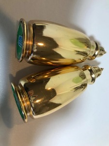 Ensemble de salière et poivrière en or miroir de qualité supérieure, élégant pour table à manger, idéal pour cuisines et restaurants de luxe, provenance Inde. - Product Image 6