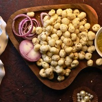 Graines de lotus grillées au lait de coco et à l'oignon, best-seller, délicieusement croustillantes, collation saine pour une nutrition quotidienne et un bien-être optimal