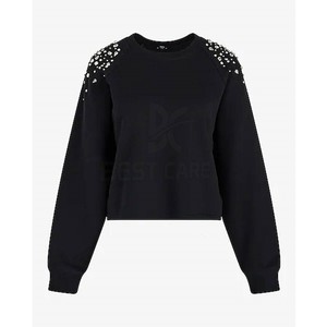 Sudadera Negra con Capucha y Cuello Redondo, Detalle de Pedrería en el Hombro, Manga Regular, Corte Regular, Tejido Ecológico de Poliéster, Unisex - Product Image 1