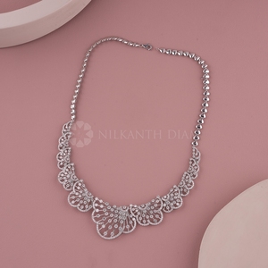 Collar de diamantes de corte redondo de diseño premium, diamantes creados en laboratorio con certificado IGI y claridad VVS de proveedor indio. - Product Image 5
