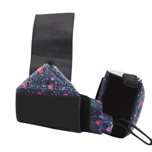Bandes de boxe personnalisées de qualité supérieure avec logo, rembourrage intérieur en gel rapide, sangles de poignet en coton pour l'entraînement - Product Image 1