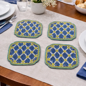 Posavasos con cuentas azules, amarillos y verdes, juego de 4 posavasos tradicionales a precio económico. - Product Image 1