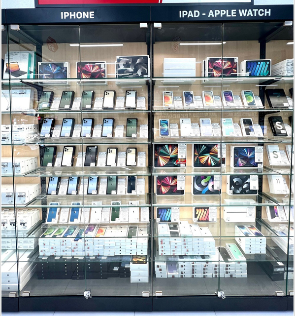 Premium Freestanding LED-Lit Display Rack Corrosion Protection Easy Assembly Modern Design Glass Construction Mobile Phones