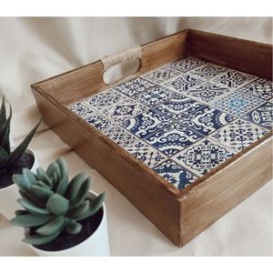 Plateau en bois fait main avec incrustation de mosaïque bleue, plateau de service décoratif pour ottoman, plateau rectangulaire rustique en bois pour table basse - Product Image 1