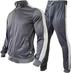 Trajes Deportivos de Poliéster al Por Mayor, Ropa Deportiva Ligera de Alto Rendimiento para Universidades, Academias, Gimnasios y Minoristas - Product Image 1