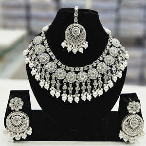 Ensemble de bijoux fins plaqué argent avec pierre de cristal et perles 12881121WH collier - Product Image 1