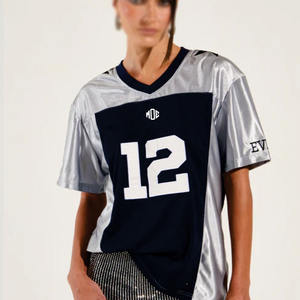 Jersey de Fútbol Americano Metálico Plateado de Moda 2026 para Mujer, Top Transpirable de Poliéster Estilo Urbano, Número Personalizado, OEM, Marca Privada - Product Image 3