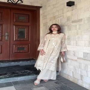 VASTRA COTTAGE Elegante Top Bordado de Faux Georgette con Plazzo y Dupatta a Juego, Completamente Cosido, Lujoso para Fiestas - Product Image 5