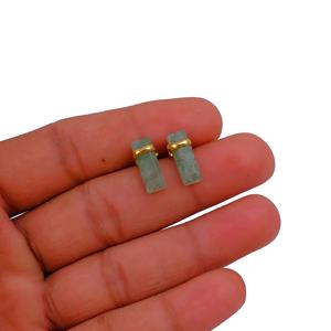 Pendientes de Barra Rectangular de Cuarzo Verde Natural con Baño de Oro, Hechos a Mano, Estilo Minimalista, Geométricos, con Piedras Preciosas - Product Image 3