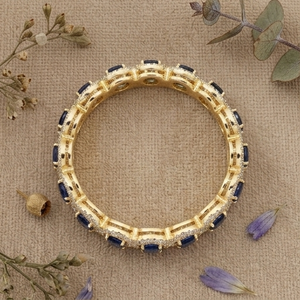 Anillo de Eternidad con Halo de Moissanita en Oro de 14K, Corte Ovalado, de Lujo, para Boda y Aniversario, para Mujer, Estilo Vintage - Product Image 3
