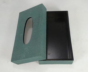 Caja de Pañuelos Moderna Cuadrada con Cubierta de Imitación de Piel de Tiburón de Alta Calidad - Product Image 5