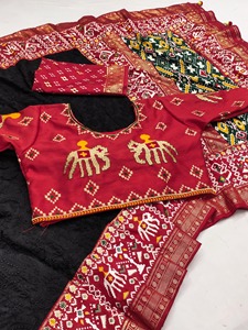 Sari de Diseño Indio Lucknowi Chikankari, Prenda Étnica de Lujo Más Vendida, Blusa de Exportación de Última Tendencia, Boutique Exclusiva - Product Image 3