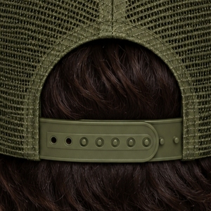 Casquette Trucker Unisexe en Maille avec Fermeture Ajustable à Clip, Idéale pour l'Extérieur, Design Courbé, Confort Quotidien, Option Logo Personnalisé - Product Image 6