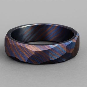 Anillo de Acero Inoxidable Timascus Hecho a Mano con Patrón Profundo, Forma Estética, Duradero, Estilo Vintage, para Él y Ella. - Product Image 3