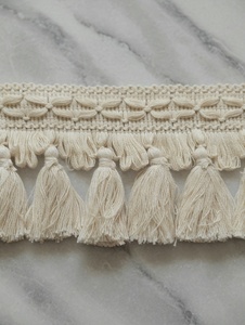Frange en dentelle de coton faite à la main de style bohème pour rideaux, décoration d'intérieur et couture - Product Image 4