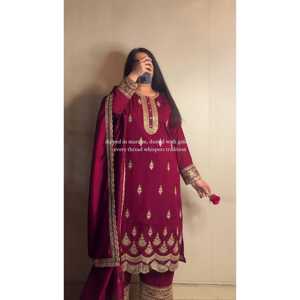 Hermoso conjunto de traje bordado para mujer con trabajo de secuencia de codificación - Product Image 4