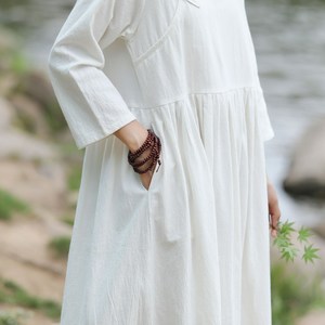 Robe longue en coton pour femmes, coupe ample, manches longues, couleur unie, blanche, style bohème, robe longue décontractée - Product Image 4