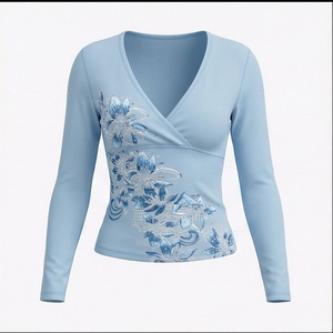 เสื้อยืดคอวีพิมพ์ลายดอกไม้สไตล์วินเทจ ทรงเข้ารูป ผลิตจากโพลีเอสเตอร์ ระบายอากาศได้ดี สินค้ามาใหม่ เสื้อถักทอแบบสั่งทำพิเศษ สีตัดกันสวยงาม - Product Image 1