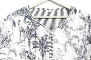 Chaqueta forrada reversible acolchada Chaqueta inusual moderna de retazos para mujer - Product Image 5