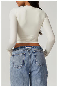 Haut de sport sans coutures à manches courtes pour femme, doux, extensible dans les 4 sens, coupe ajustée, séchage rapide, respirant pour le yoga, la gym et le Pilates - Product Image 6