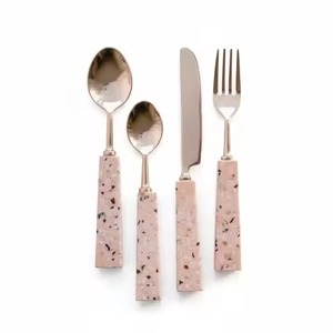 ชุดช้อนส้อมมีดสแตนเลสสำหรับงานเลี้ยงแบบหนัก ทนทาน ผิวเงา - Product Image 1